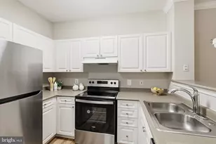 3009 Nicosh Cir, Falls Church, VA 22042 - Photo 15
