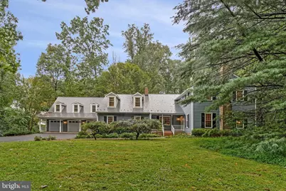9222 Jeffery Road, Great Falls, VA 22066 - Photo 1