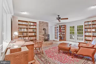 9222 Jeffery Rd, Great Falls, VA 22066 - Photo 13