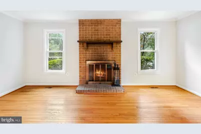 11525 Pine Cone Court, Reston, VA 20191 - Photo 13