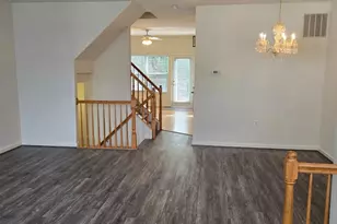 14610 Indian Summer Ct, Centreville, VA 20120 - Photo 3