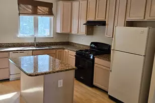 14610 Indian Summer Ct, Centreville, VA 20120 - Photo 7
