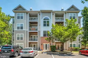 1516 North Point Dr, Reston, VA 20194 - Photo 1
