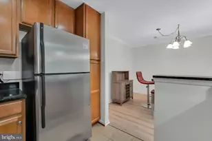 1516 North Point Dr, Reston, VA 20194 - Photo 17