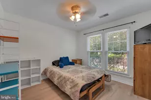 1516 North Point Dr, Reston, VA 20194 - Photo 27