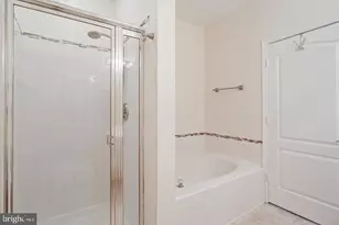 6613 Netties Ln, Alexandria, VA 22315 - Photo 17