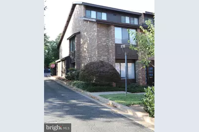 311 Maple Avenue W #UNIT E, Vienna, VA 22180 - Photo 3