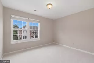 1986 Logan Manor Dr, Reston, VA 20190 - Photo 23