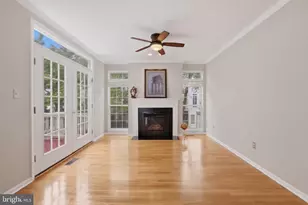 1986 Logan Manor Dr, Reston, VA 20190 - Photo 17
