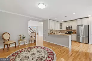 1986 Logan Manor Dr, Reston, VA 20190 - Photo 15