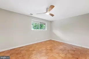 2837 Kalmia Lee Ct, Falls Church, VA 22042 - Photo 19