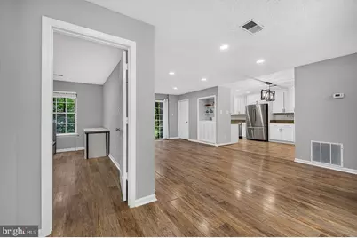 3804 Green Ridge Court #102, Fairfax, VA 22033 - Photo 5