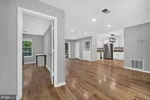 3804 Green Ridge Ct, Fairfax, VA 22033 - Photo 5