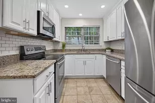 3804 Green Ridge Ct, Fairfax, VA 22033 - Photo 15