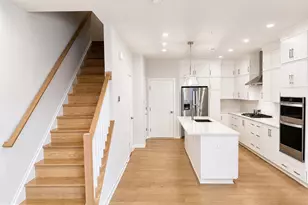 7556 Sawyer Farm Wy, McLean, VA 22102 - Photo 7