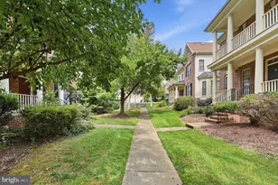 9183 Topaz St, Fairfax, VA 22031 - Photo 3