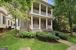 9183 Topaz St, Fairfax, VA 22031 - Photo 5