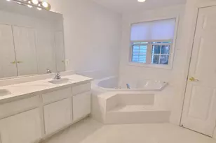 13586 Cedar Run Ln, Herndon, VA 20171 - Photo 31