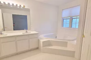13586 Cedar Run Ln, Herndon, VA 20171 - Photo 29