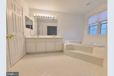 13586 Cedar Run Lane, Herndon, VA 20171 - Photo 33