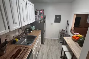 8000 Chanute Pl, Falls Church, VA 22042 - Photo 7