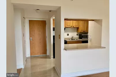 1808 Old Meadow Road #911, McLean, VA 22102 - Photo 7
