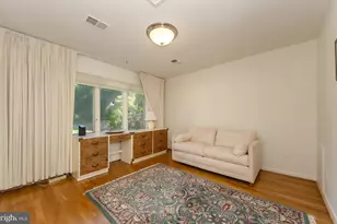 2101 Whiteoaks Dr, Alexandria, VA 22306 - Photo 41
