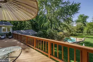 2101 Whiteoaks Dr, Alexandria, VA 22306 - Photo 5