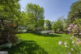 2101 Whiteoaks Dr, Alexandria, VA 22306 - Photo 7