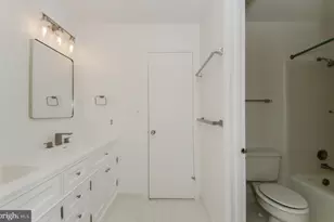 2101 Whiteoaks Dr, Alexandria, VA 22306 - Photo 43