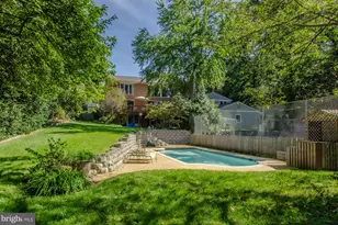 2101 Whiteoaks Dr, Alexandria, VA 22306 - Photo 55