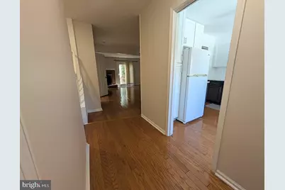 8241 Clifton Farm Court, Alexandria, VA 22306 - Photo 5
