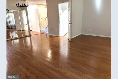 8241 Clifton Farm Court, Alexandria, VA 22306 - Photo 7