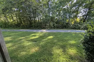 8241 Clifton Farm Ct, Alexandria, VA 22306 - Photo 39