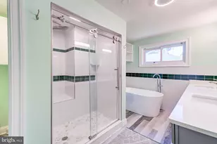 3222 Dye Dr, Falls Church, VA 22042 - Photo 7