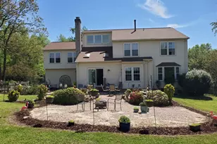 10406 Dunn Meadow Rd, Vienna, VA 22182 - Photo 29
