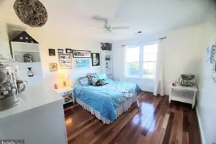 10406 Dunn Meadow Rd, Vienna, VA 22182 - Photo 19