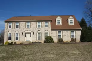 10406 Dunn Meadow Rd, Vienna, VA 22182 - Photo 1