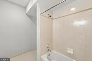 9082 Best Bower Ct, Vienna, VA 22182 - Photo 63