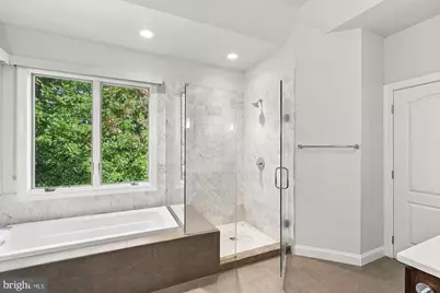9082 Best Bower Court, Vienna, VA 22182 - Photo 5