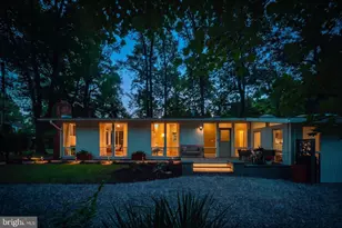 2400 Sherwood Hall Ln, Alexandria, VA 22306 - Photo 1