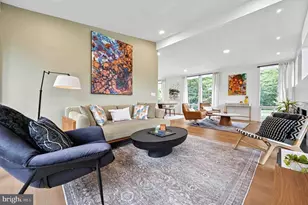2400 Sherwood Hall Ln, Alexandria, VA 22306 - Photo 23