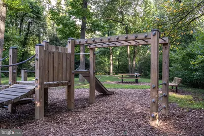 2400 Sherwood Hall Lane, Alexandria, VA 22306 - Photo 73