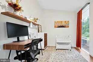 2400 Sherwood Hall Ln, Alexandria, VA 22306 - Photo 49