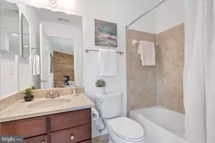 1552 Red Twig Ln, McLean, VA 22101 - Photo 17