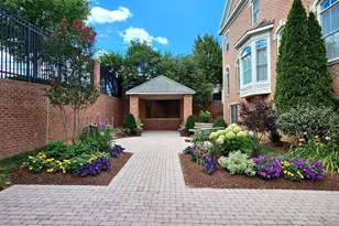 1552 Red Twig Ln, McLean, VA 22101 - Photo 23