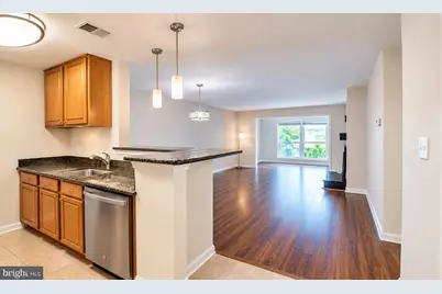 3176 Summit Square Drive #4-C5, Oakton, VA 22124 - Photo 9