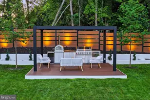 1124 Savile Ln, McLean, VA 22101 - Photo 137