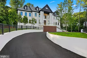 1124 Savile Ln, McLean, VA 22101 - Photo 3