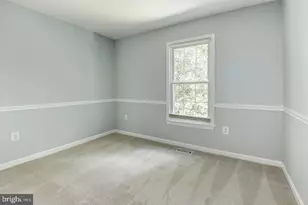 11748 Great Owl Cir, Reston, VA 20194 - Photo 17